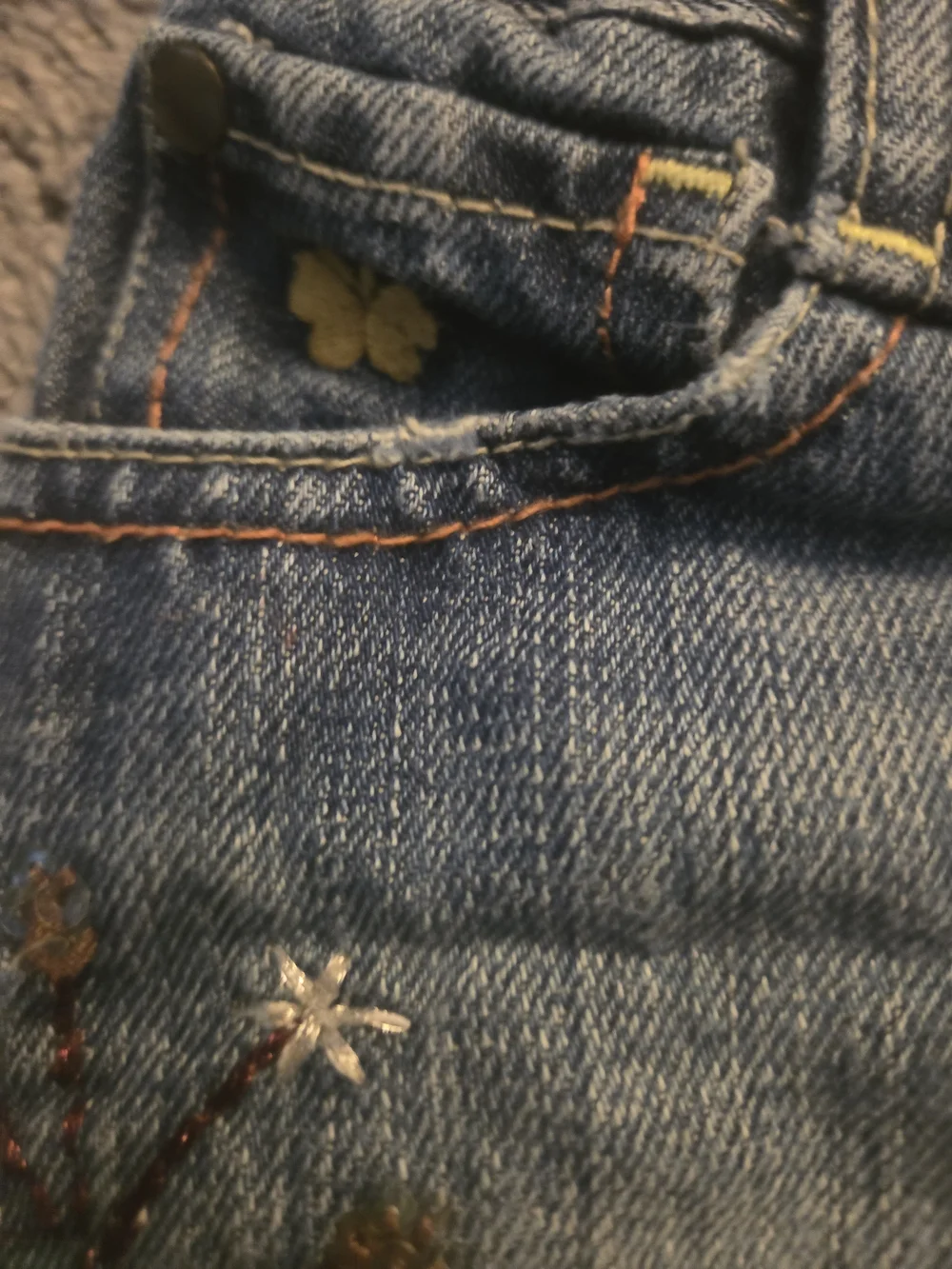 GAP brand, Blue Denim, Toddler‎ jean skort with Floral Embroidery, Size 4